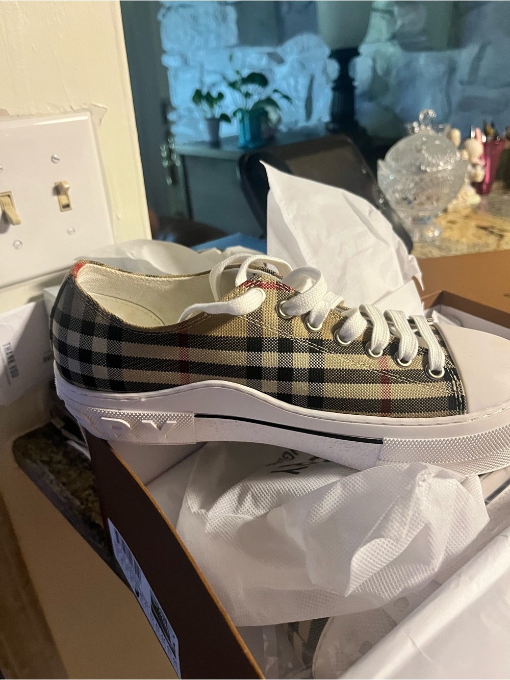 Burberry Beige Black Plaid Check Low-Top Sneakers